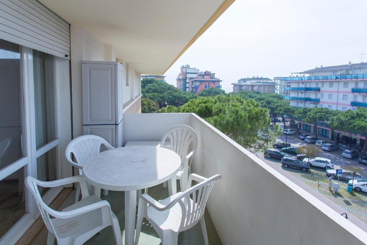 Benelux Apartman Lido di Jesolo Kültér fotó