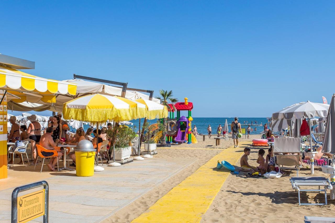 Benelux Apartman Lido di Jesolo Kültér fotó