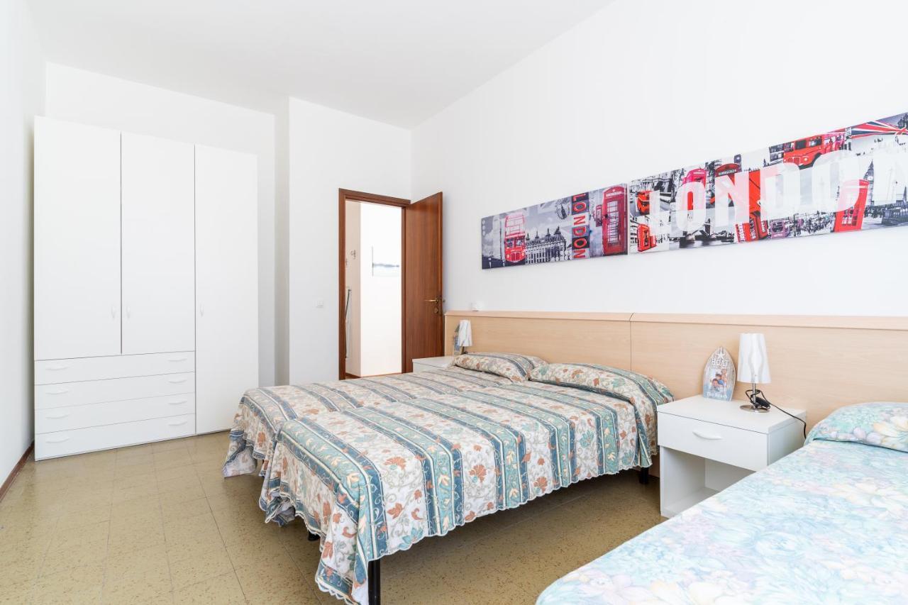 Benelux Apartman Lido di Jesolo Kültér fotó