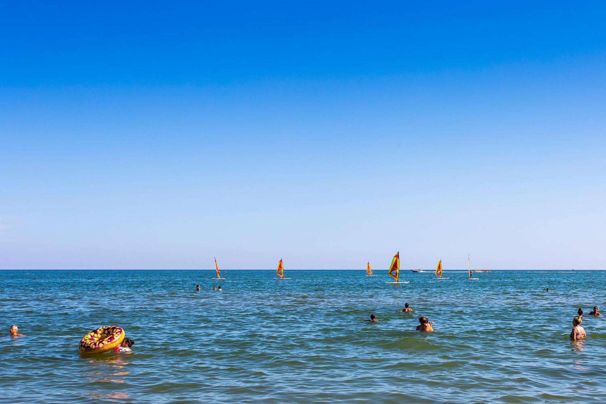 Benelux Apartman Lido di Jesolo Kültér fotó